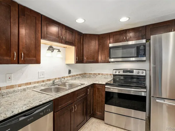 3550 S Harlan Street #252, Denver, CO 80235