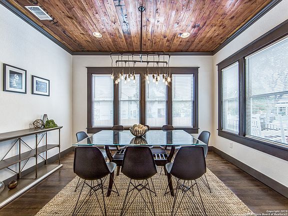 5th image of 511 E Dewey Pl