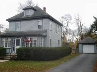 2 Bodfish Ave, Wareham, MA 02571