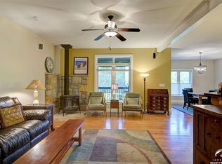 1156 N 1100th Rd, Lawrence, KS 66047