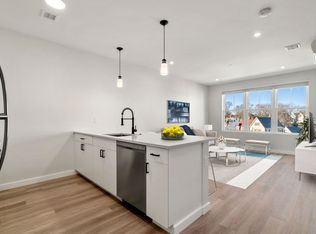 10 Somerset Ave #408, Winthrop, MA 02152