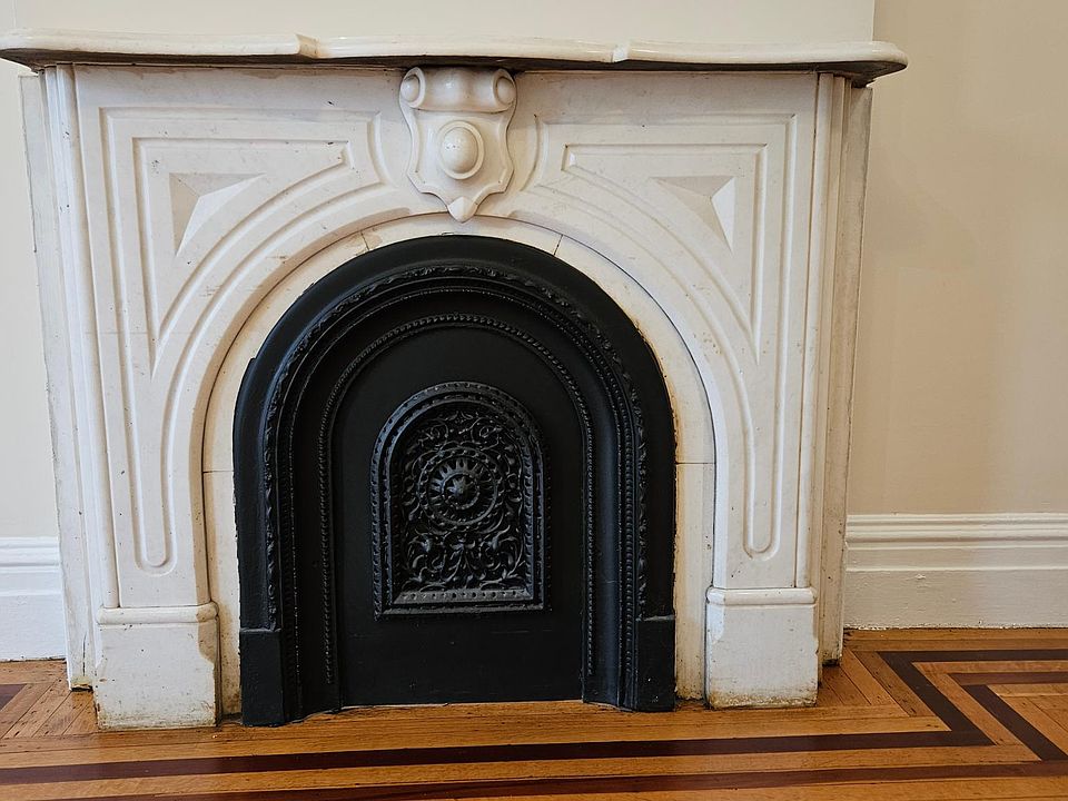 1st image of 265 Grand St #1A