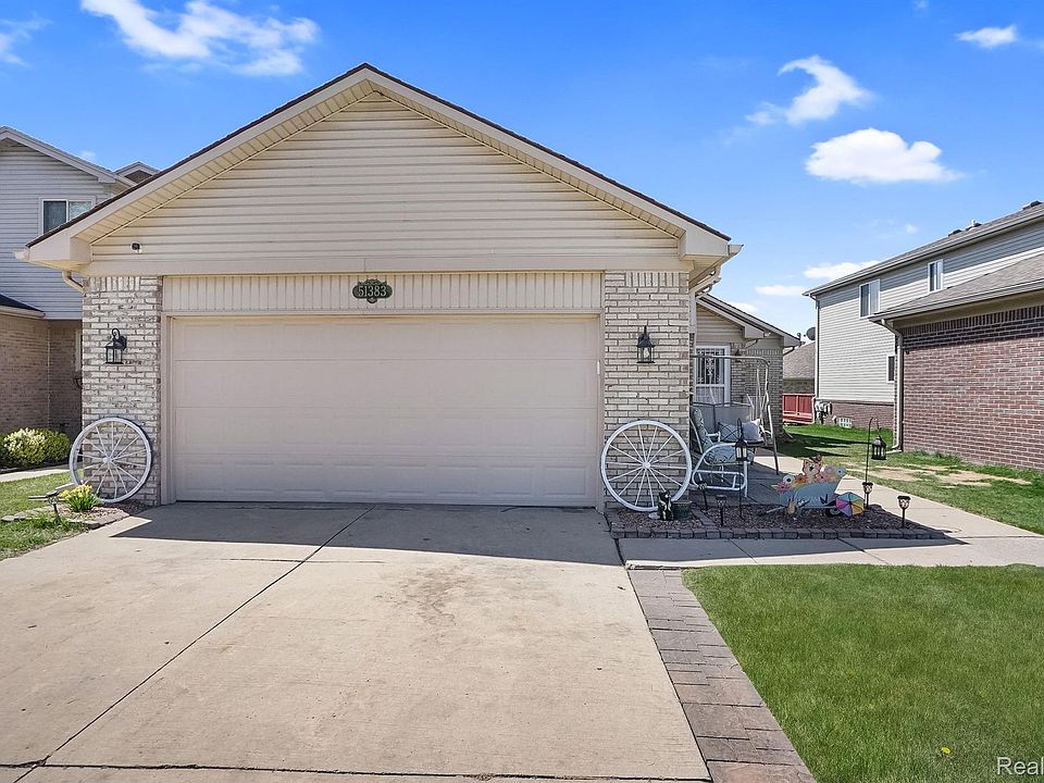 1st image of 51383 D W Seaton Dr #D