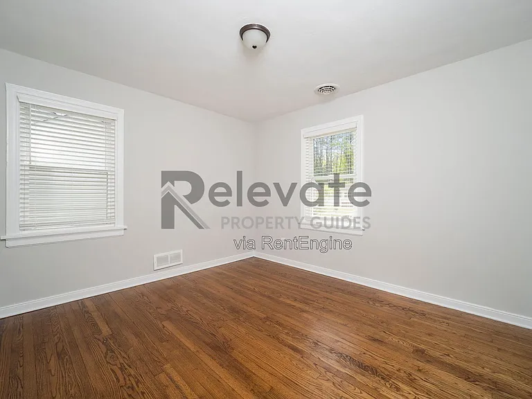 9020 Weldon Dr — Photo 4