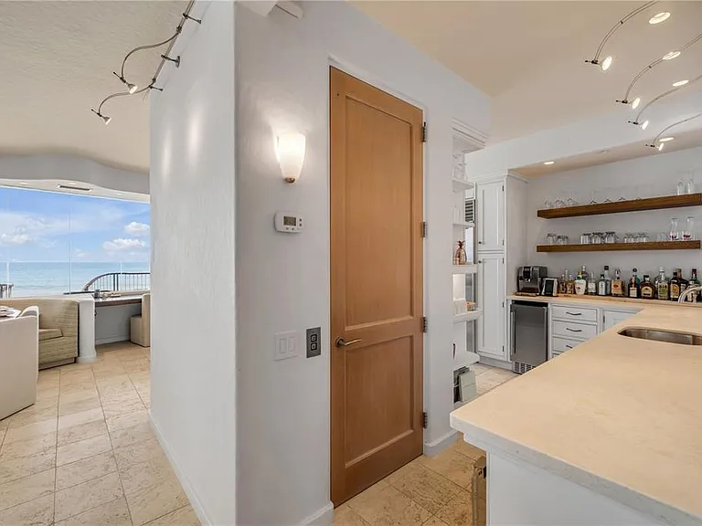 6965 S Atlantic Ave — Photo 40