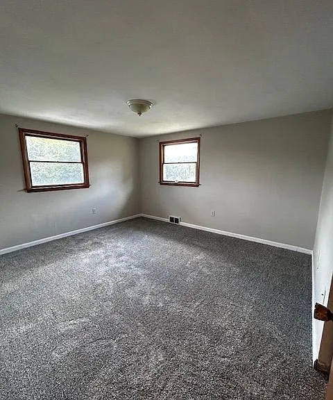 12407 Maple Ln — Photo 17