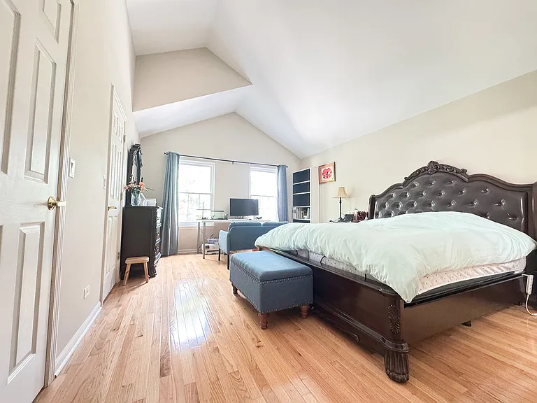 1320 Danada Ct — Photo 9