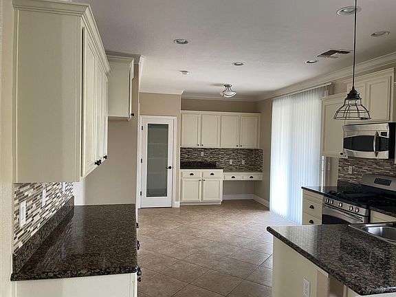 4th image of 1745 Marin Ct