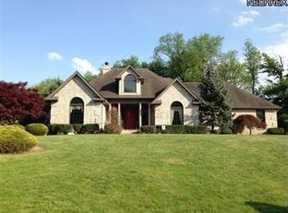 1707 Daffodil Trl, Poland, OH 44514