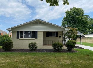 2905 Birchwood Dr, Winston Salem, NC 27103