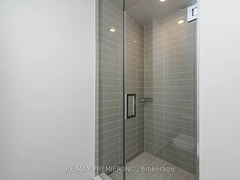 10 Rouge Valley Dr W #808 — Photo 10