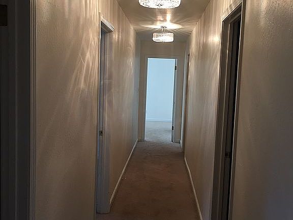 5th image of 395 Boyes Blvd