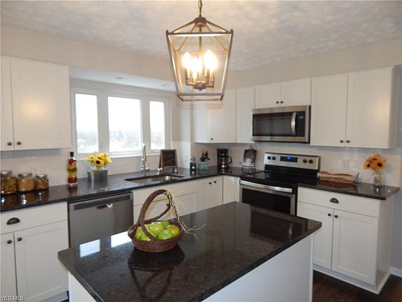 5th image of 255 Girdler Cir