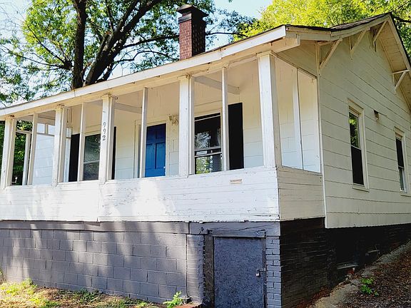2nd image of 992 Bond Ave