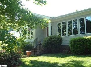 201 Club View Dr, Greenville, SC 29609