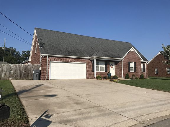 2nd image of 5010 Roberta Pl