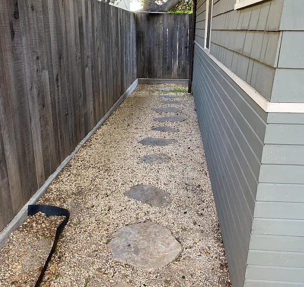 1710 De La Vina St — Photo 17