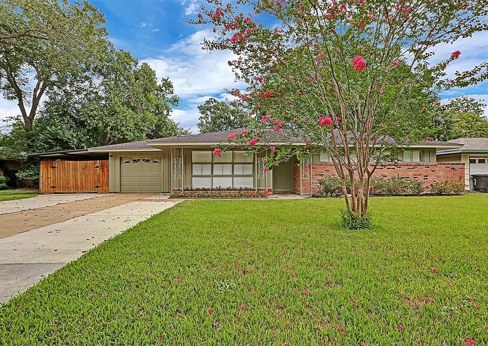 1st image of 1924 Sedgie Dr
