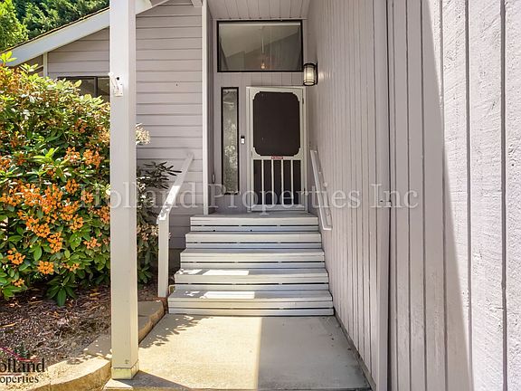 2nd image of 6765 SW 152nd Ave