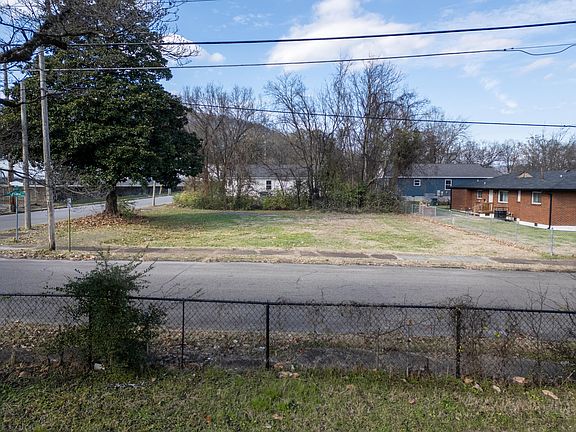 2nd image of 4107 Highland Ave