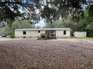 111 Race St, Hawthorne, FL 32640