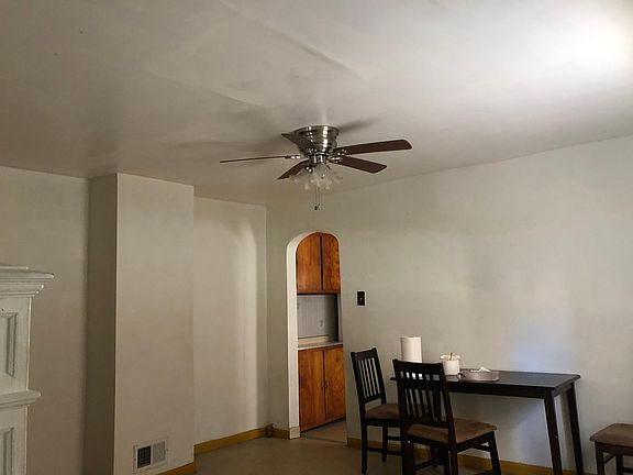 3rd image of 204 7th Ave