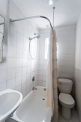 Rented by Compass | media 6