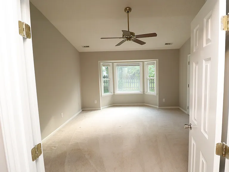 12305 Harcourt Dr — Photo 21