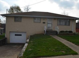 724 Southcrest Dr, Pittsburgh, PA 15226