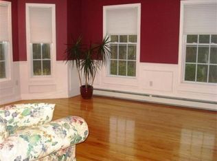 37 Meadowbrook Rd, Franklin, MA 02038