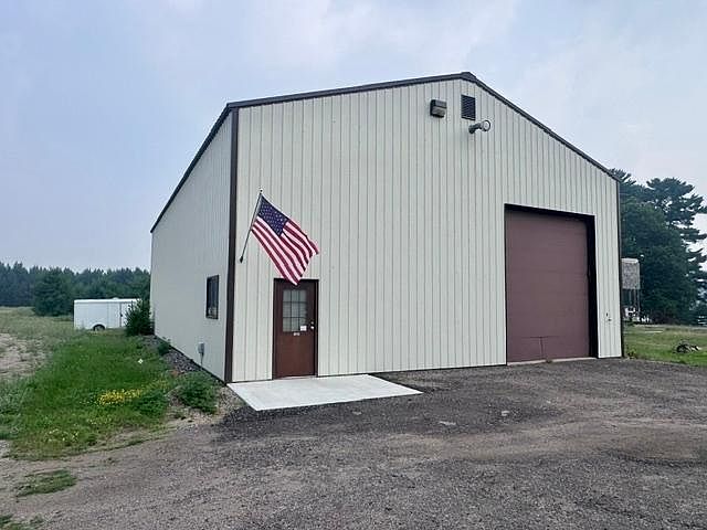 1st image of 1055 Vlach Rd