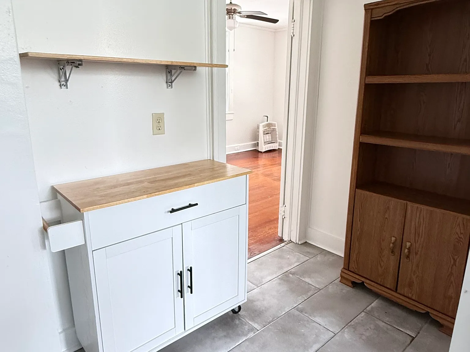 1 bed, 700 sqft, $1,275 — Photo 4