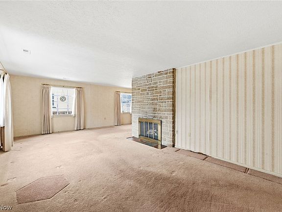5th image of 455 Vineland Rd