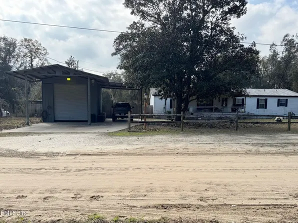 119 CHANDLER Street, Interlachen, FL 32148