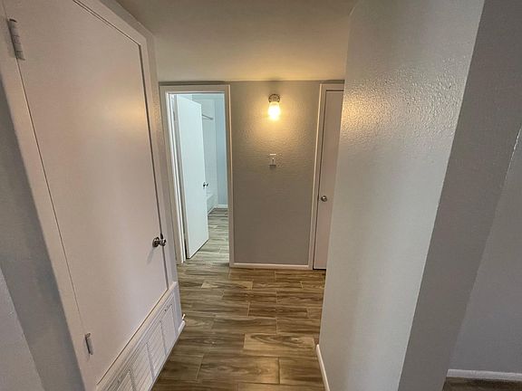 5th image of 309 W Ailsie Ave