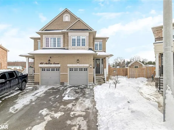 104 Narbonne Cres, Hamilton, ON L8J 0J6