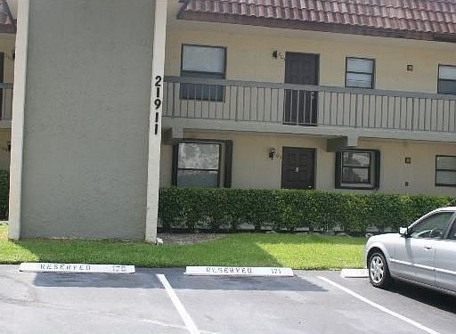 2nd image of 21911 Lake Forest Cir APT 204