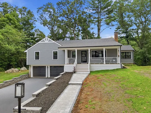 12 Towerbrook Rd, Hingham, MA 02043