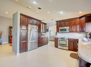 9560 Majestic Way, Boynton Beach, FL 33437