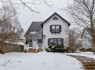 8023 Red Arrow Ct, Wauwatosa, WI 53213