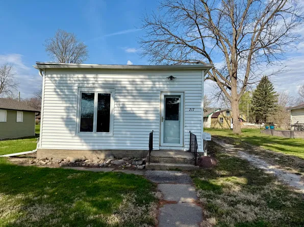 217 Pennsylvania Ave, Story City, IA 50248