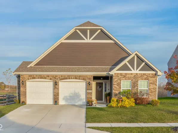 3977 Woodview Dr, Columbus, IN 47201