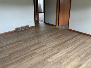 323-25 Cole St, Wapakoneta, OH 45895