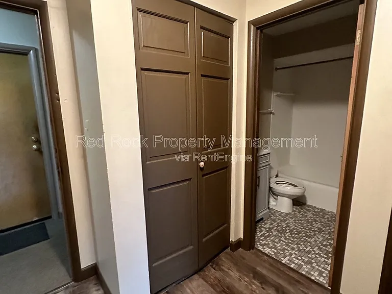 349 W Grand Ave #206 — Photo 9