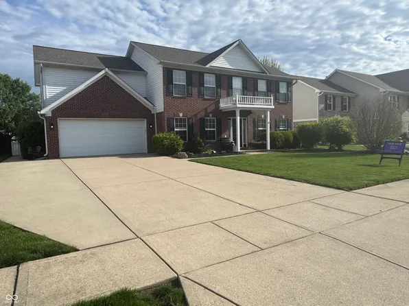 4506 W Easy St, New Palestine, IN 46163