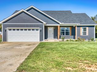 101 Rittenberry Dr, Auburn, KY 42206