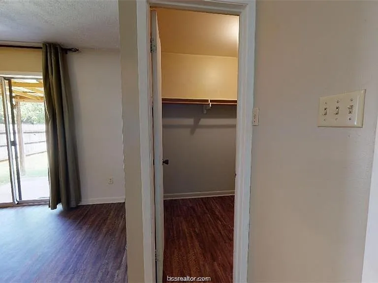 1411 Gramma Ct — Photo 13