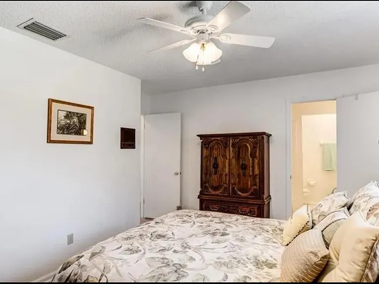 2927 Cocovia Way — Photo 6