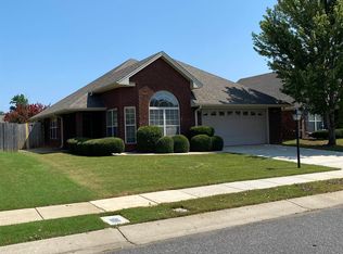 1057 Lexington Dr, Moody, AL 35004