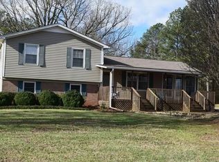 289 Frost St, Franklin, GA 30217
